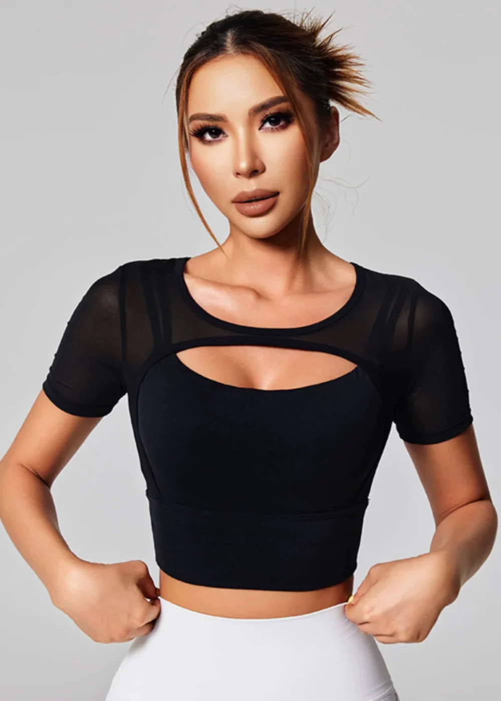 FitForm T-Shirt – Integrierter BH - Image 4