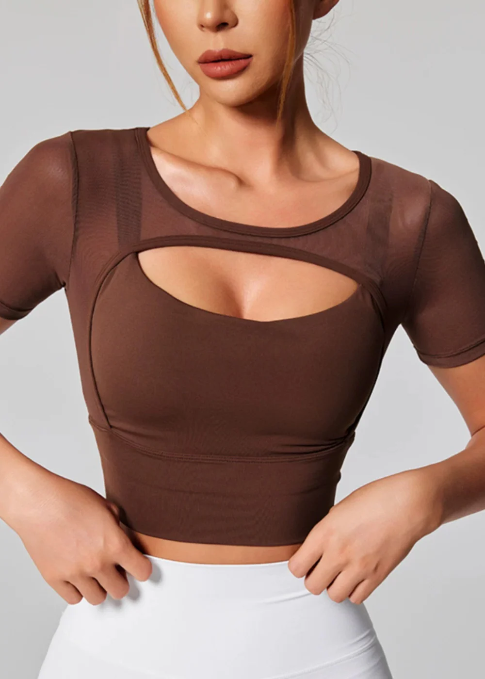 FitForm T-Shirt – Integrierter BH - Image 5