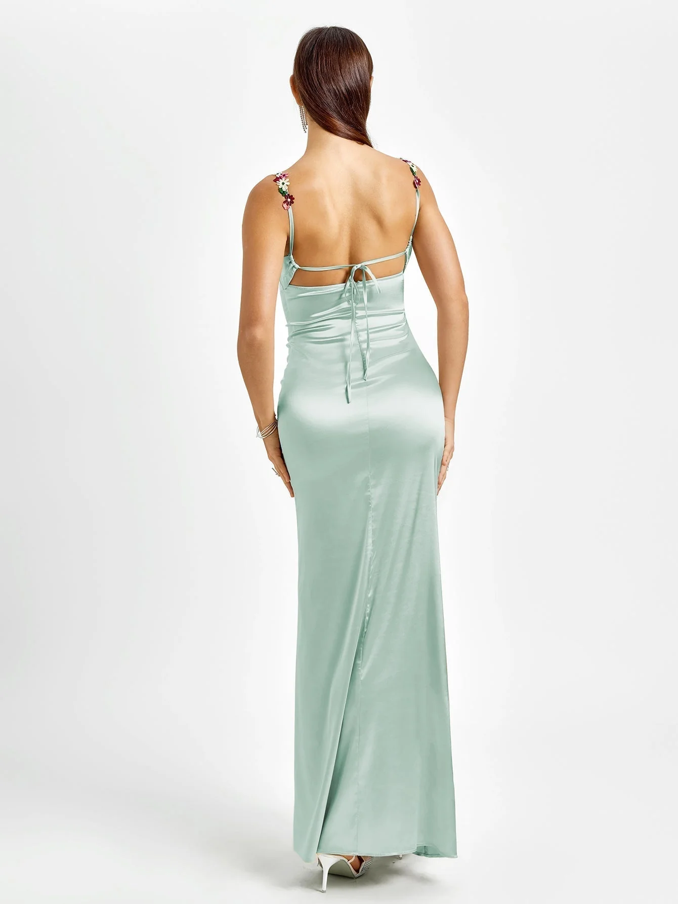 Flora | Satin Maxikleid für den Abend - Image 15