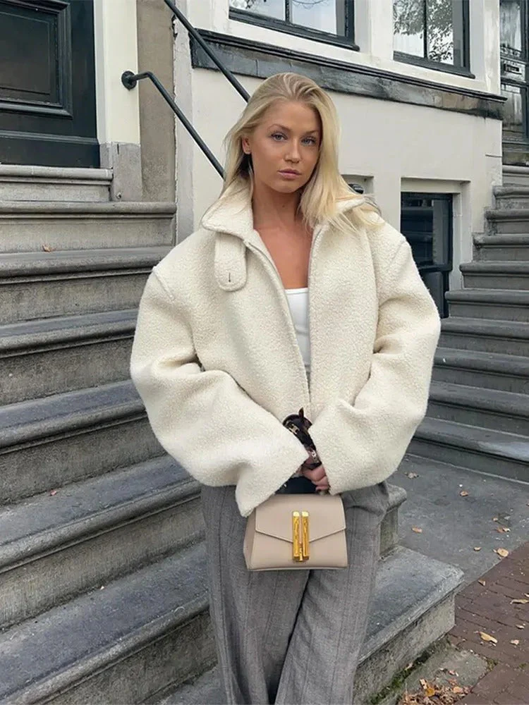 Fluff Chic Wolljacke für Frauen - Image 3