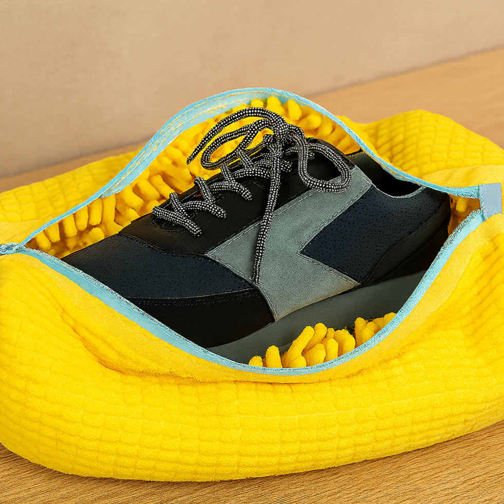 Gelber Schuhwaschbeutel für Waschmaschine und Trockner – Weiches Chenille-Futter und Reißverschluss - Image 2