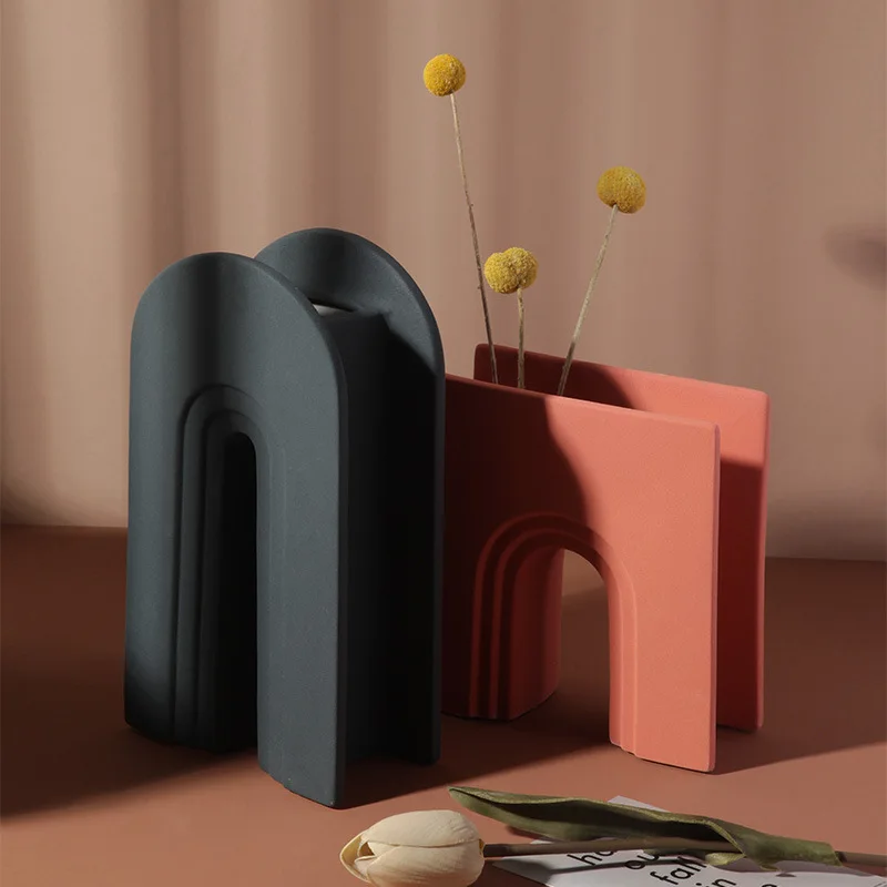 GeoSculpt Handgefertigte Keramikvase – Modernes Geometrisches Design - Image 4