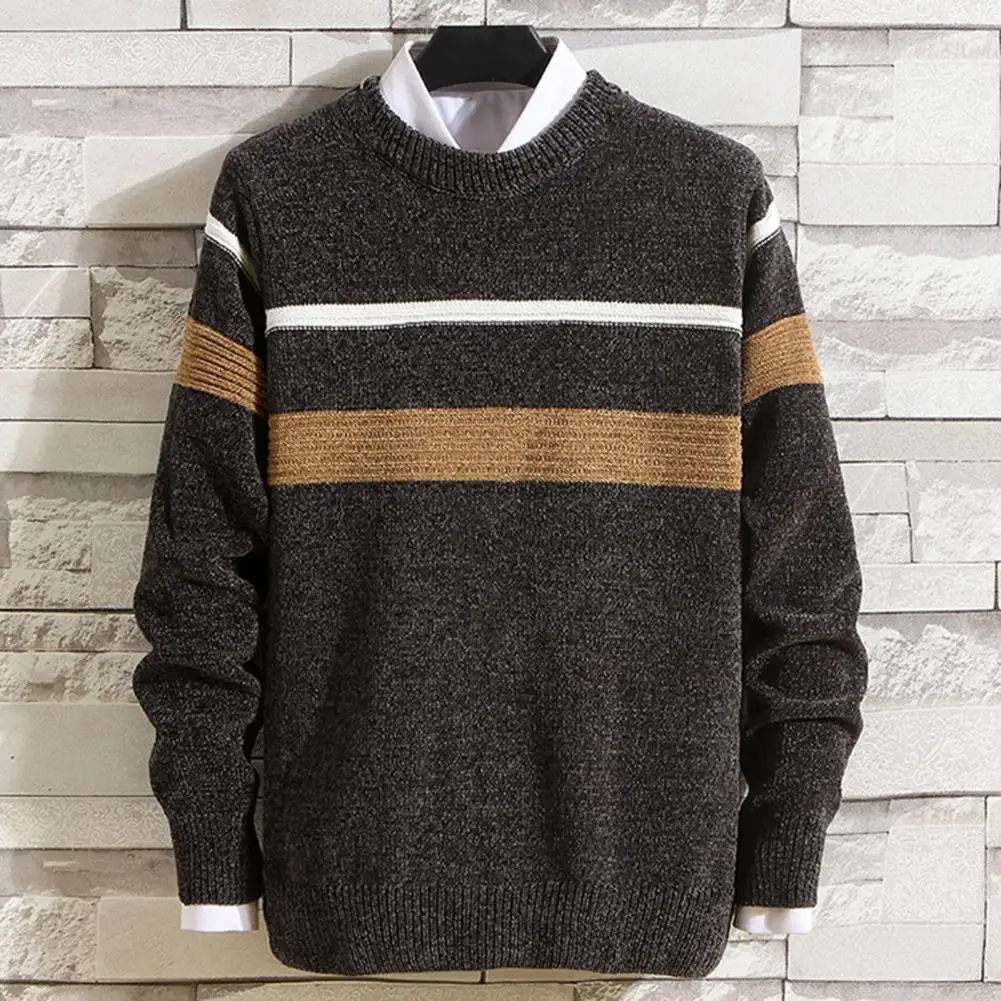 Gestrickter Pullover mit Kontraststreifen - Image 3
