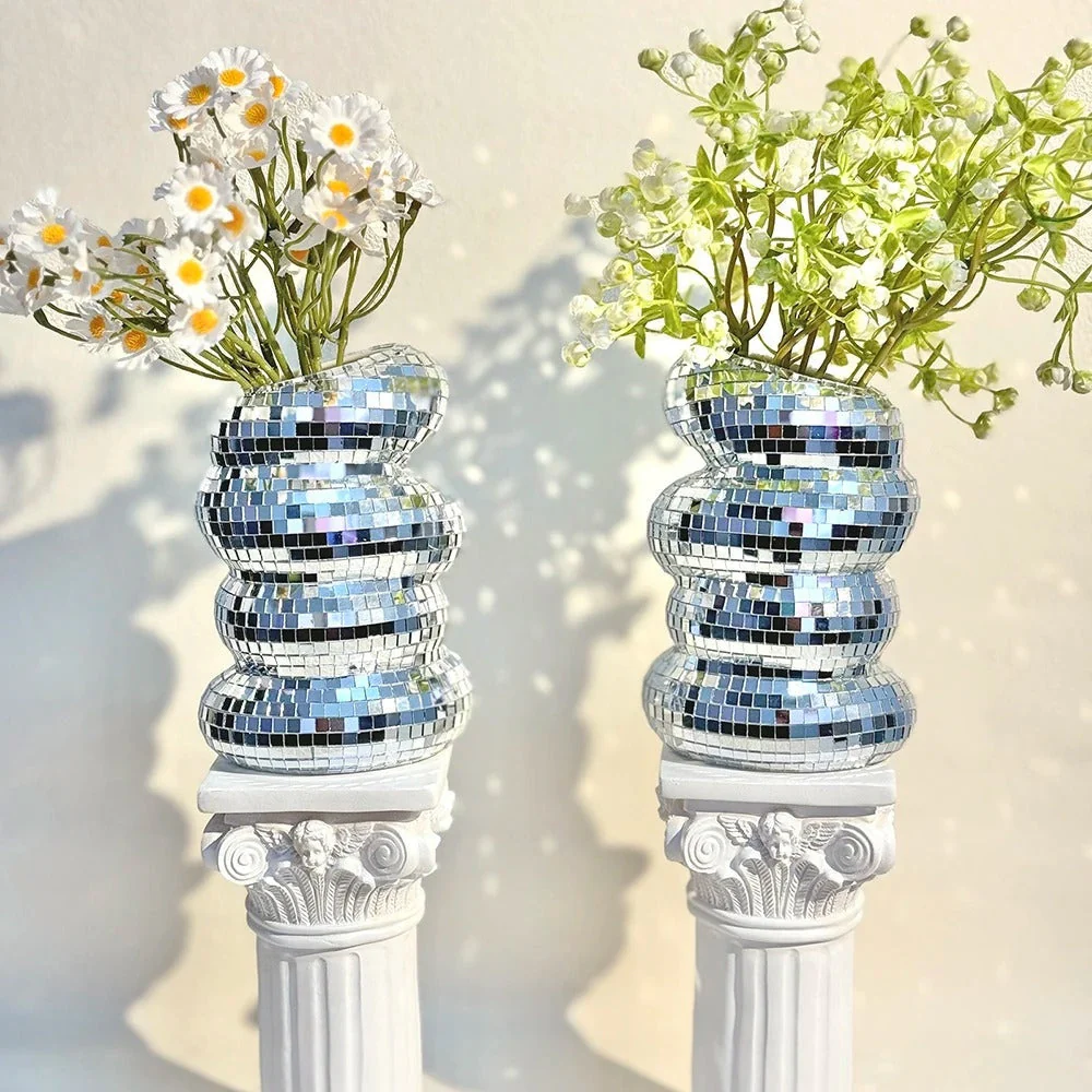 GlamSphere – Spiegelverkleidete Discovase mit Retrocharme und modernem Flair - Image 4