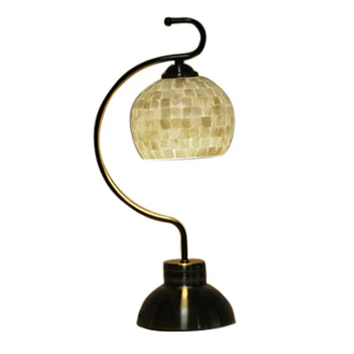 Glasstel – Elegante globusförmige Tischlampe mit Muschel-Muster - Image 2