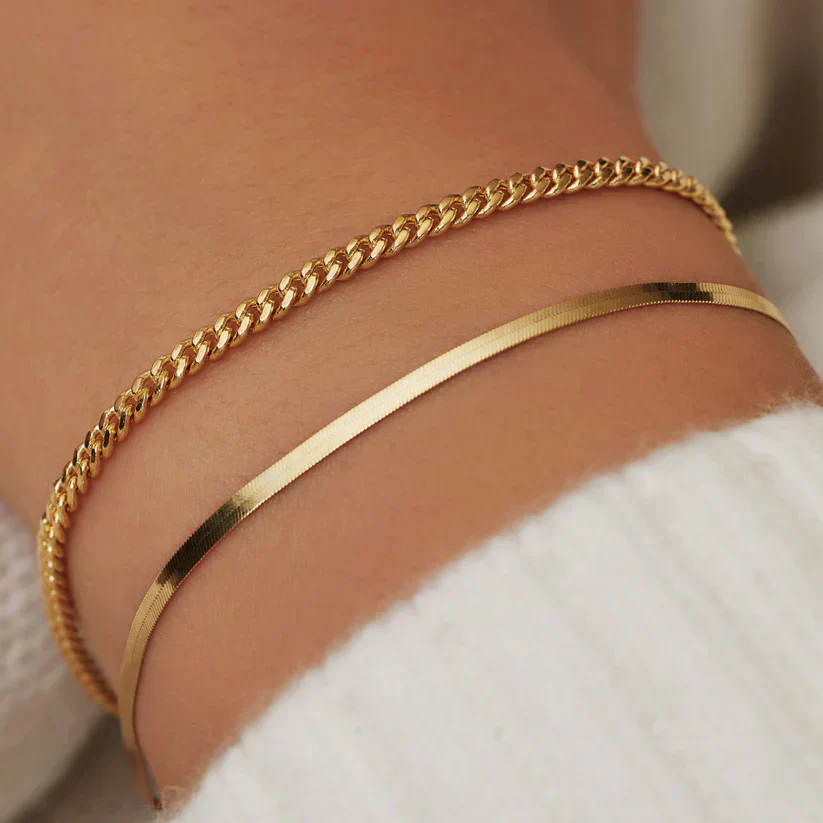 Gold Soleil Serpent Bracelet - Image 3