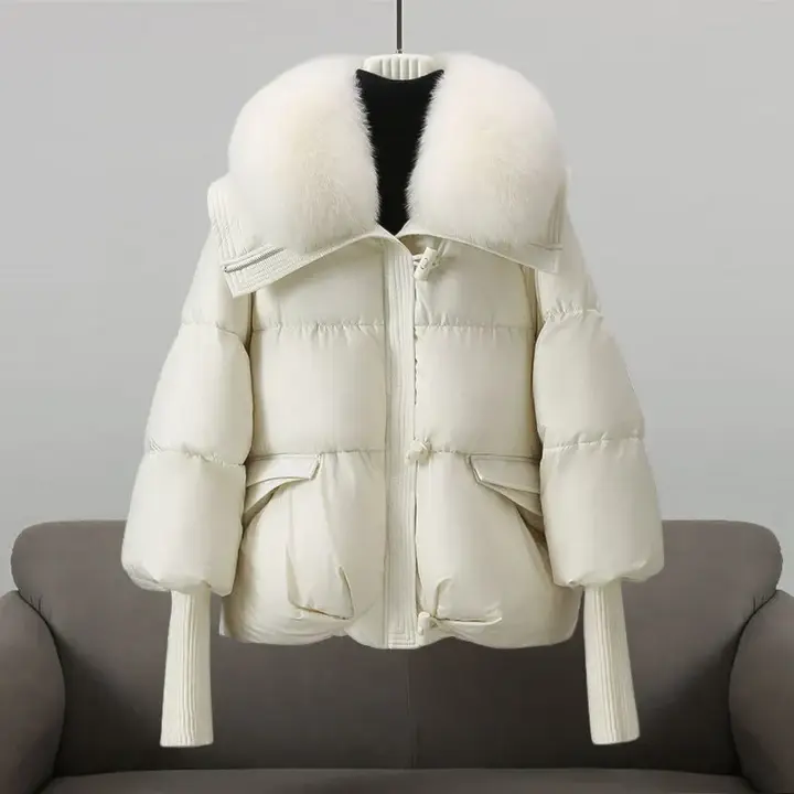 HANNAH | Luxuriöse Winterjacke mit Pelzkragen - Image 4
