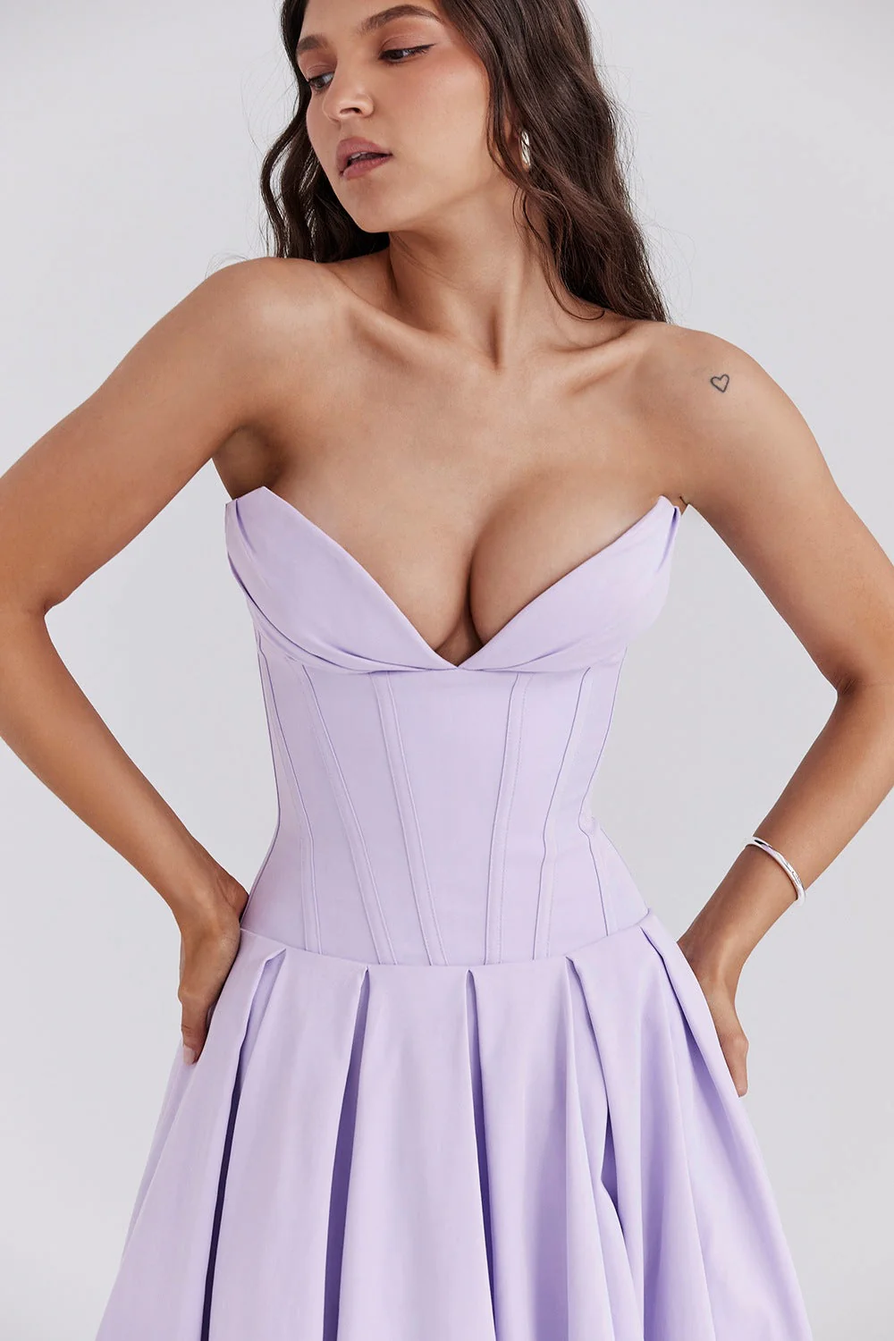 Hanne | Elegantes Midi-Kleid - Image 12