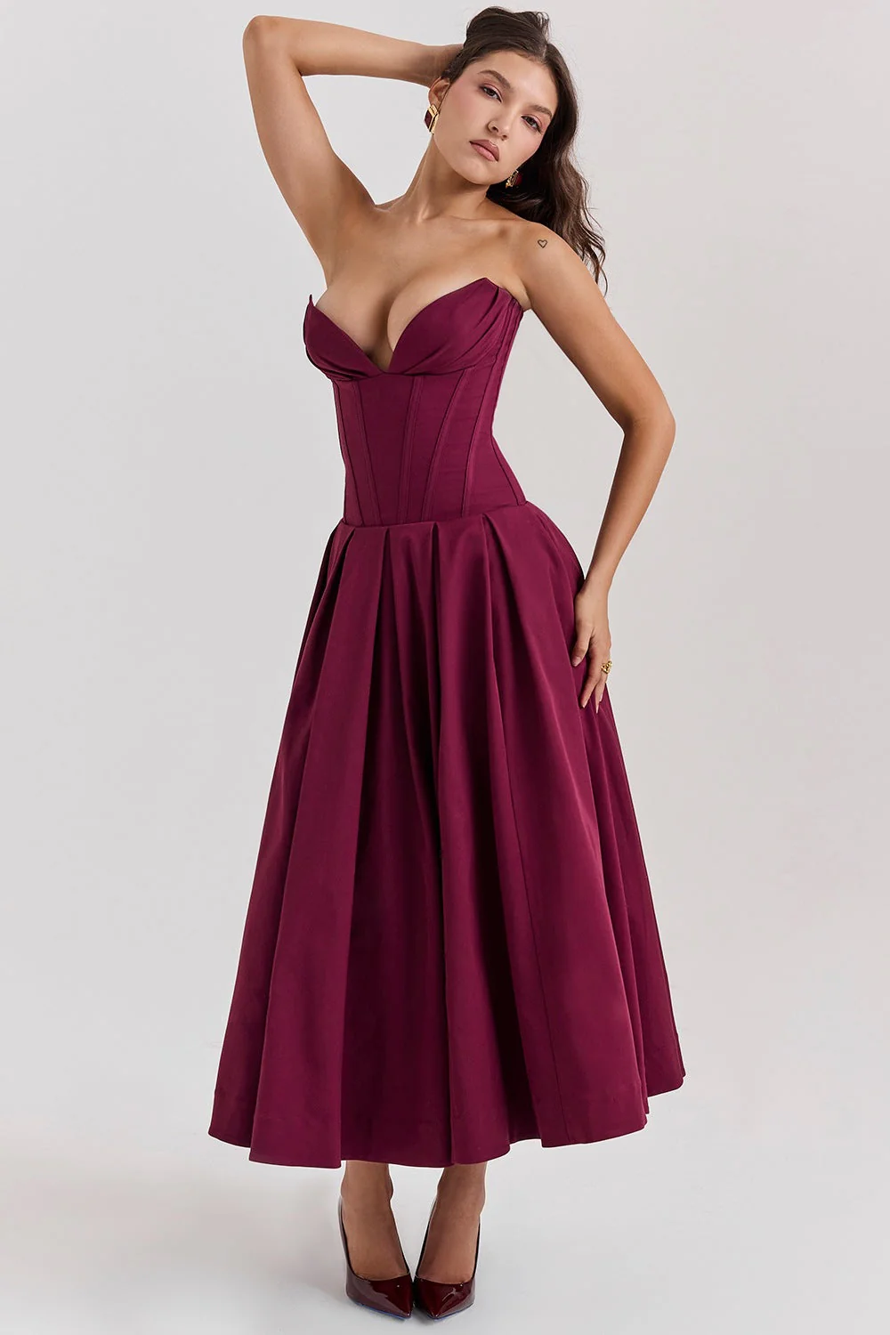 Hanne | Elegantes Midi-Kleid - Image 23