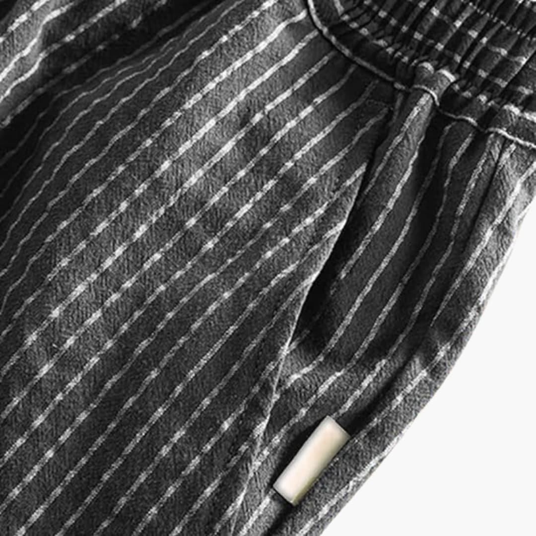 Herren Shorts aus leichtem Stoff mit Kordelzug und Muster - Image 3