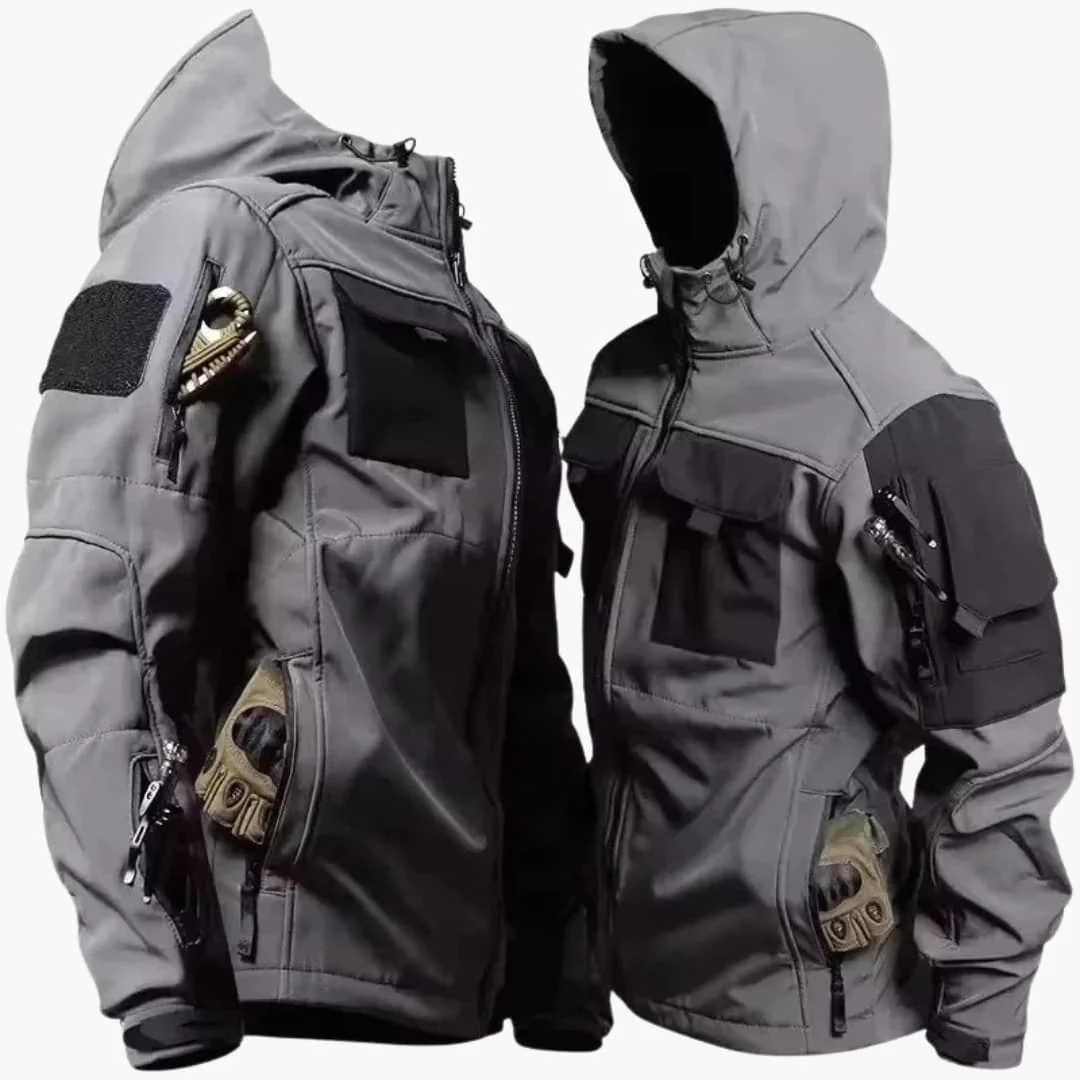Herren Softshelljacke mit Kapuze und mehreren Reißverschlusstaschen