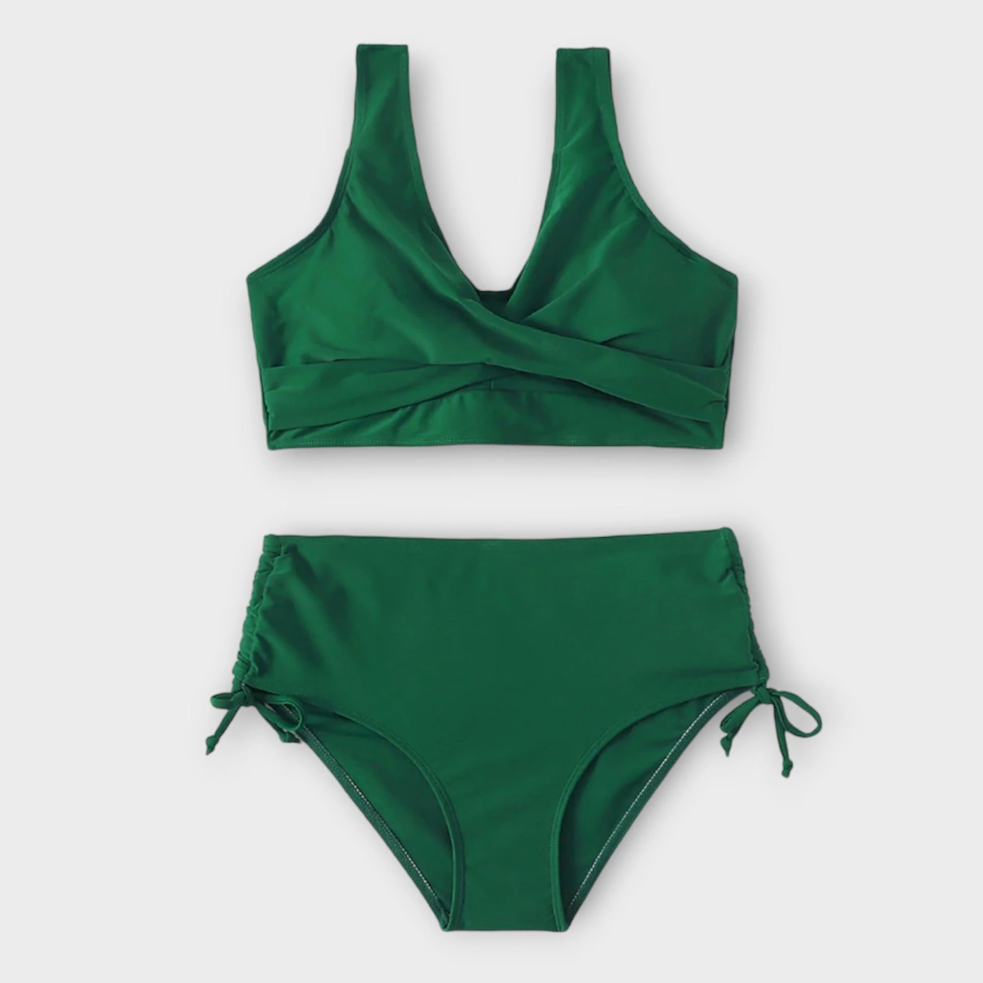 Irena - Elegante und schmeichelhafte zweiteilige Bikini - Image 4