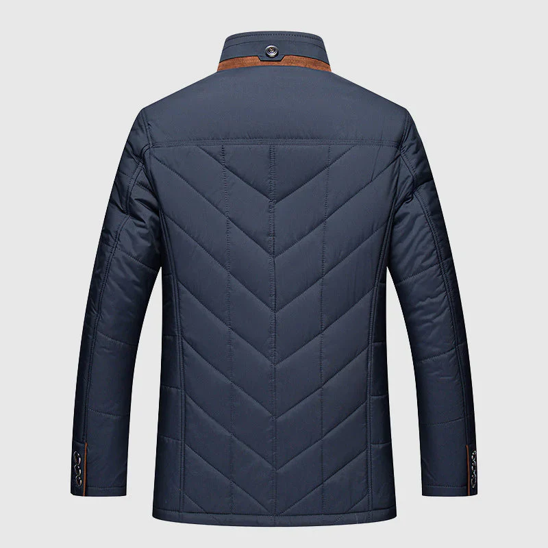 Isolierte Herrenjacke für kalte Tage – Stilvolle Jacke für Winteraktivitäten in verschiedenen Größen