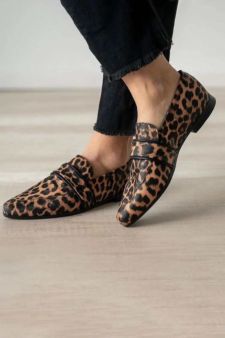 Isoria – Elegante Loafers mit verlängertem Zeh und kleinem Absatz - Image 2