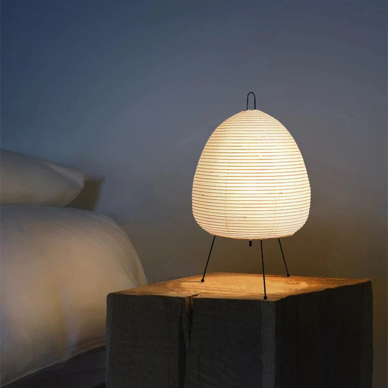 Japanische LED Tischlampe aus Reispapier – Dreibeinige Tischleuchte für Wohnzimmer und Schlafzimmer, 60 cm hoch, Weiß