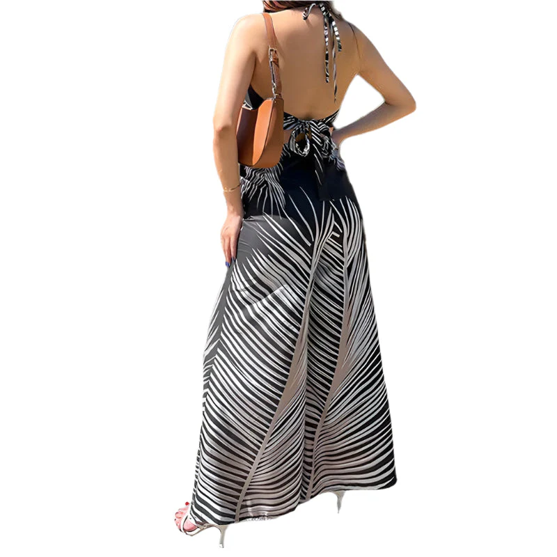 Juvia - Elegante Slå-Over-Jumpsuit mit ausgeschnittenen Details - Image 2