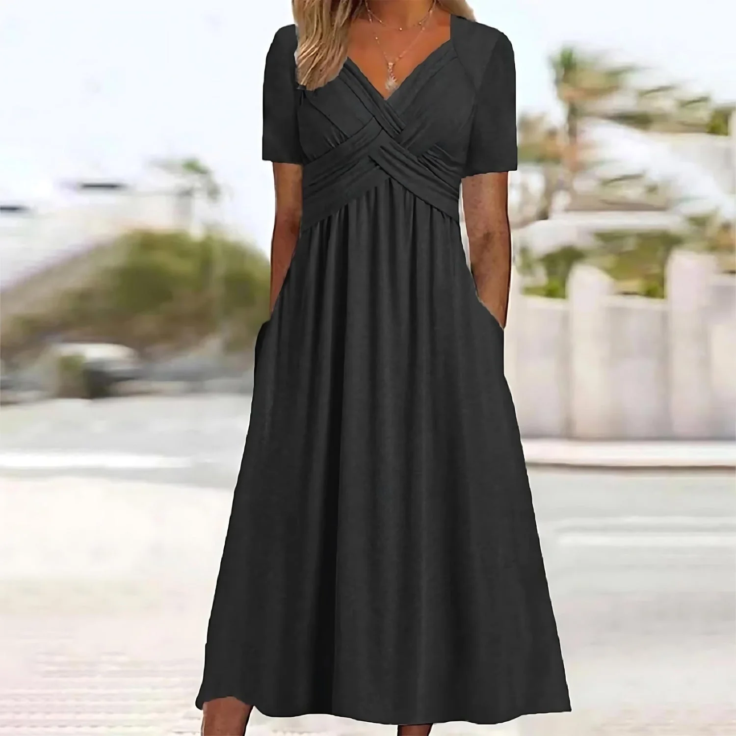 Katerielle | Stilvolles Midi-Kleid