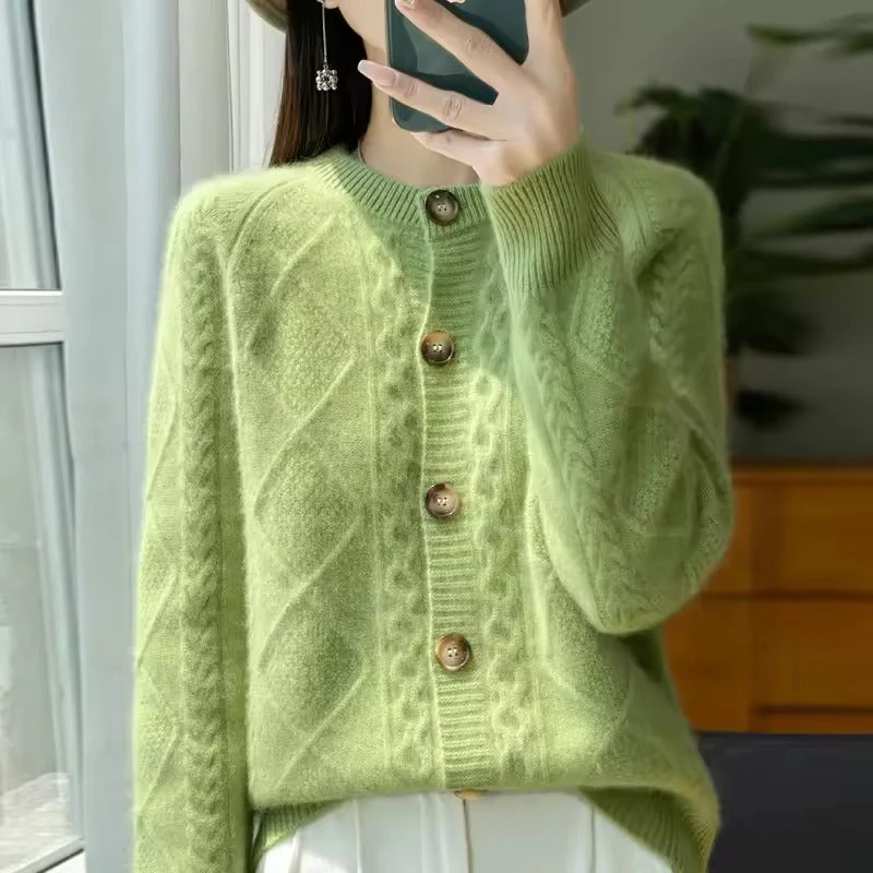 KATRIN - STRICKJACKE MIT KNÖPFEN - Image 4