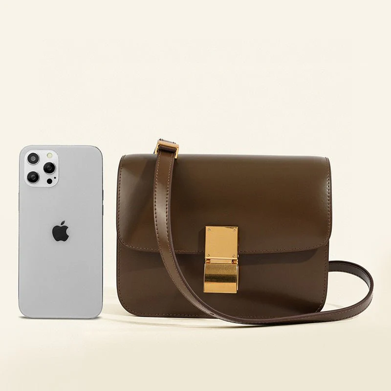 Klassische Damen-Schultertasche mit Überschlag aus echtem Leder - Image 3