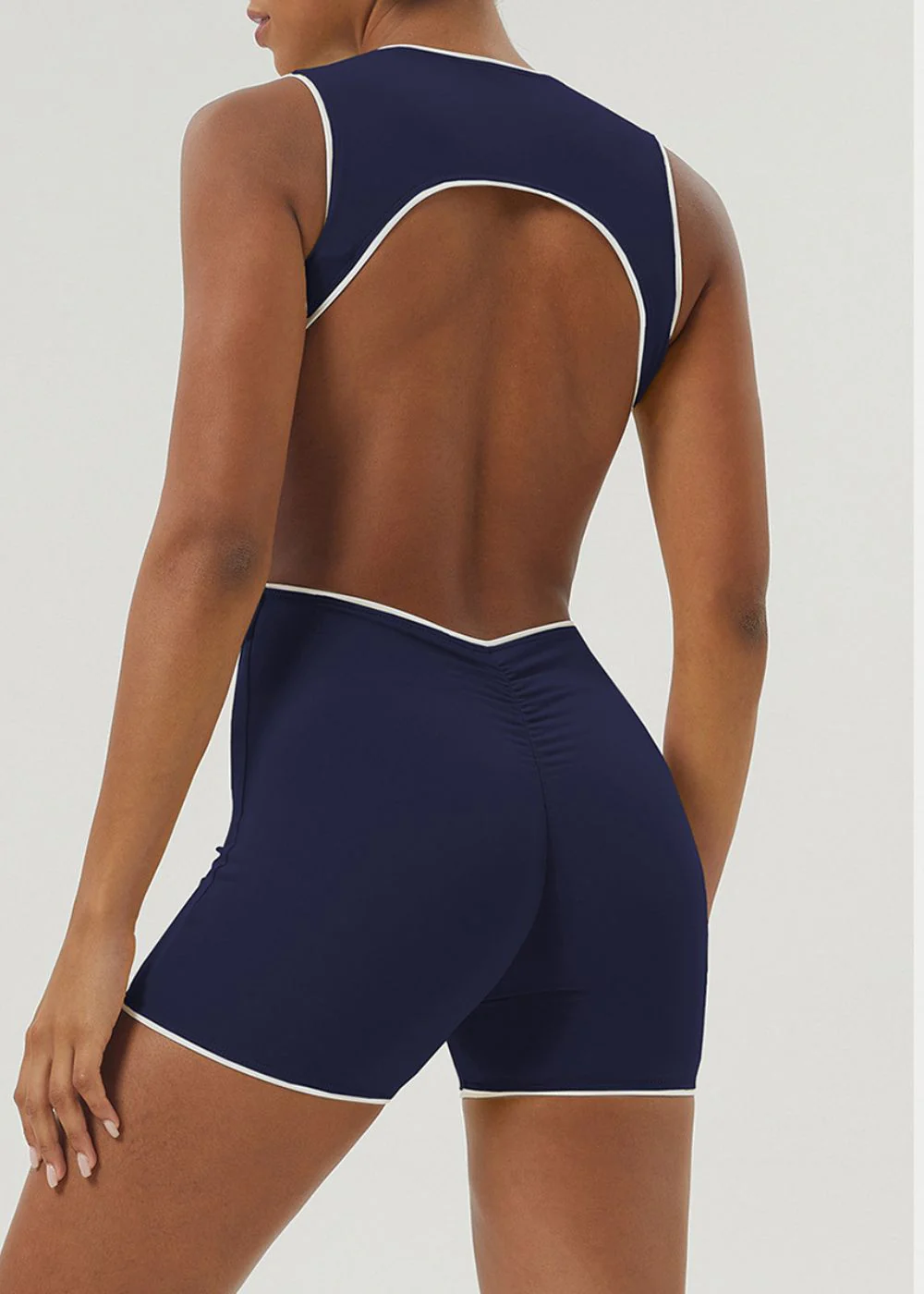 Kurzer Jumpsuit - Line Up - Image 8