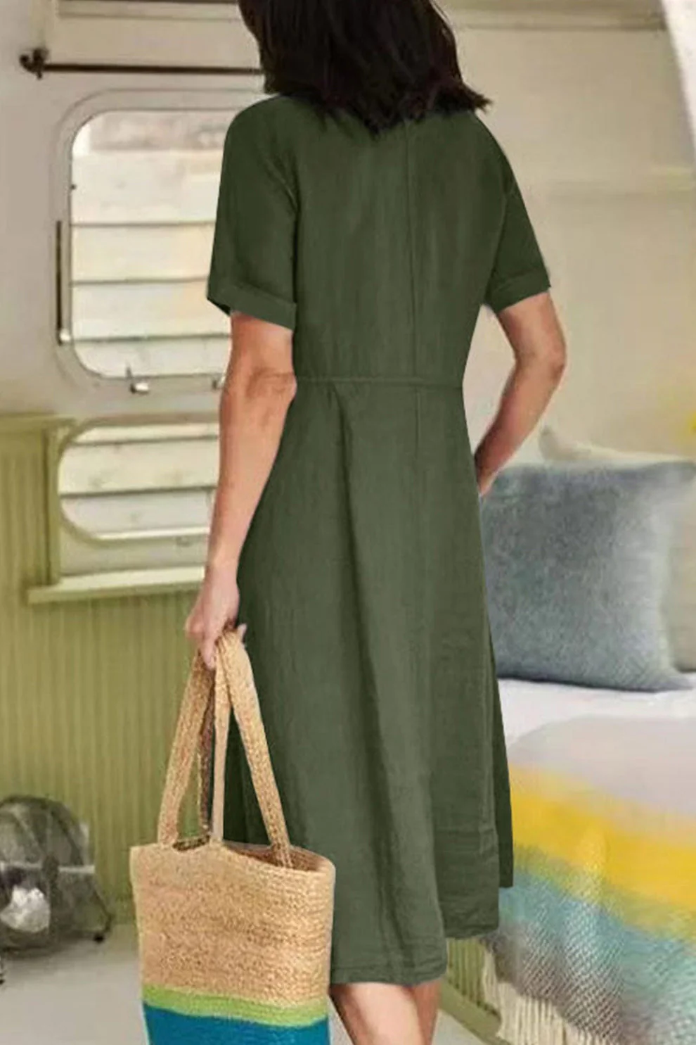 Kurzes, ärmelloses Midi-Kleid für Frauen - Image 4