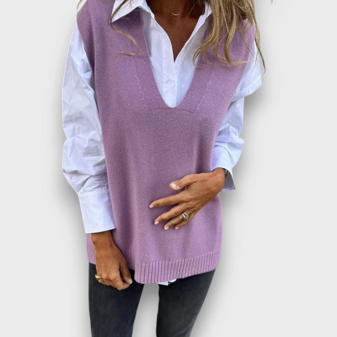 Lamielle – Strick-Weste mit V-Ausschnitt in Camel - Image 2