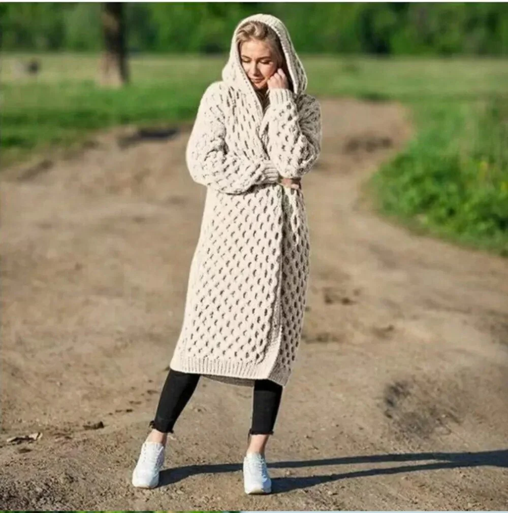 Lange Strickjacken und Kapuzenpullover für Frauen in Übergröße - Image 4