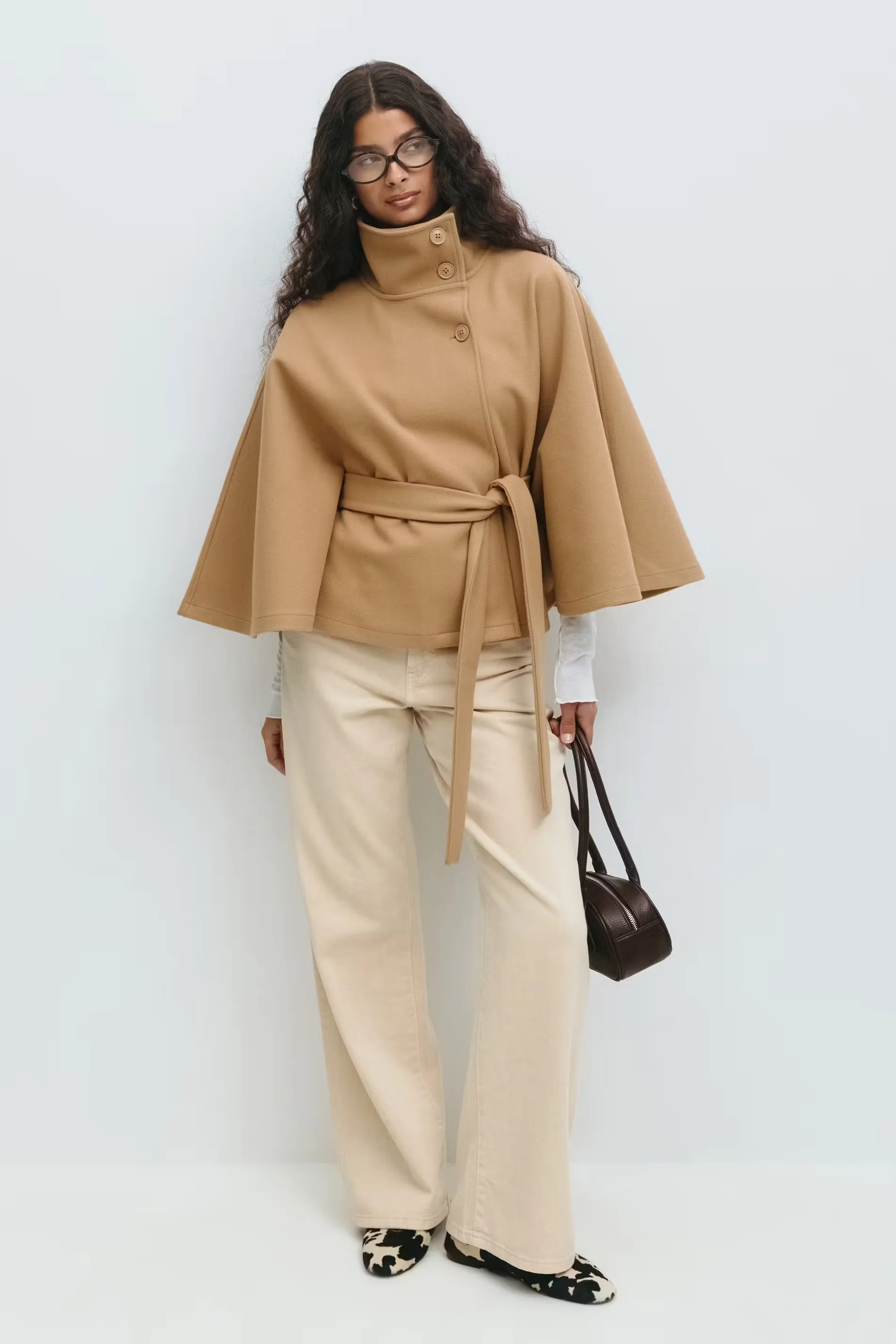 Lara™ | Cape-Mantel mit Taillengürtel & Stehkragen - Image 8