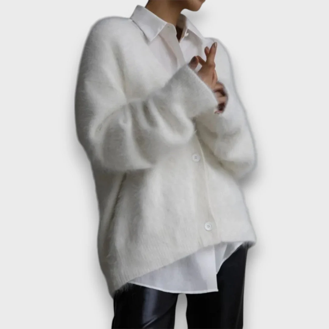 Laria – Kuscheliger Cardigan mit klassischem Schnitt - Image 3