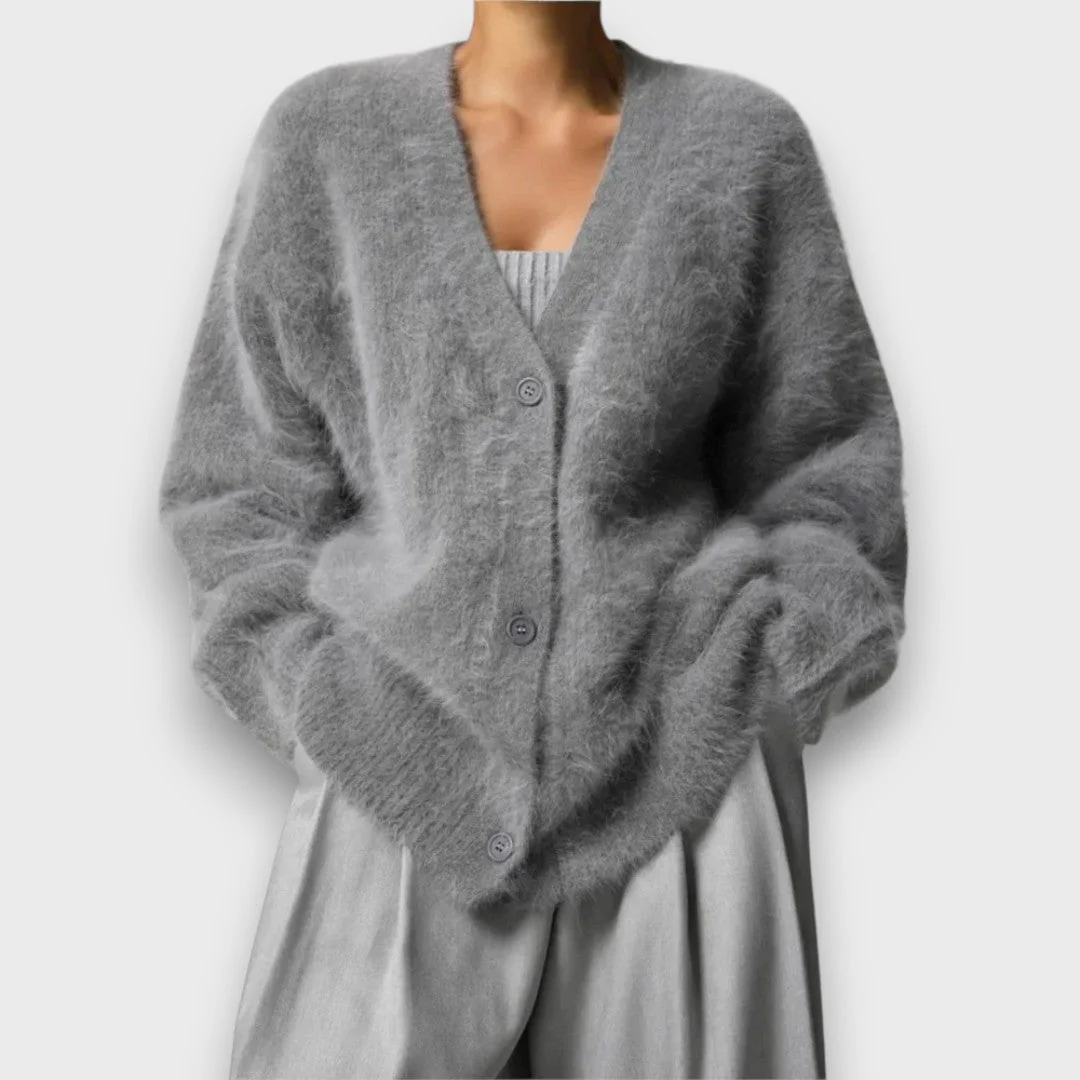 Laria – Kuscheliger Cardigan mit klassischem Schnitt - Image 7