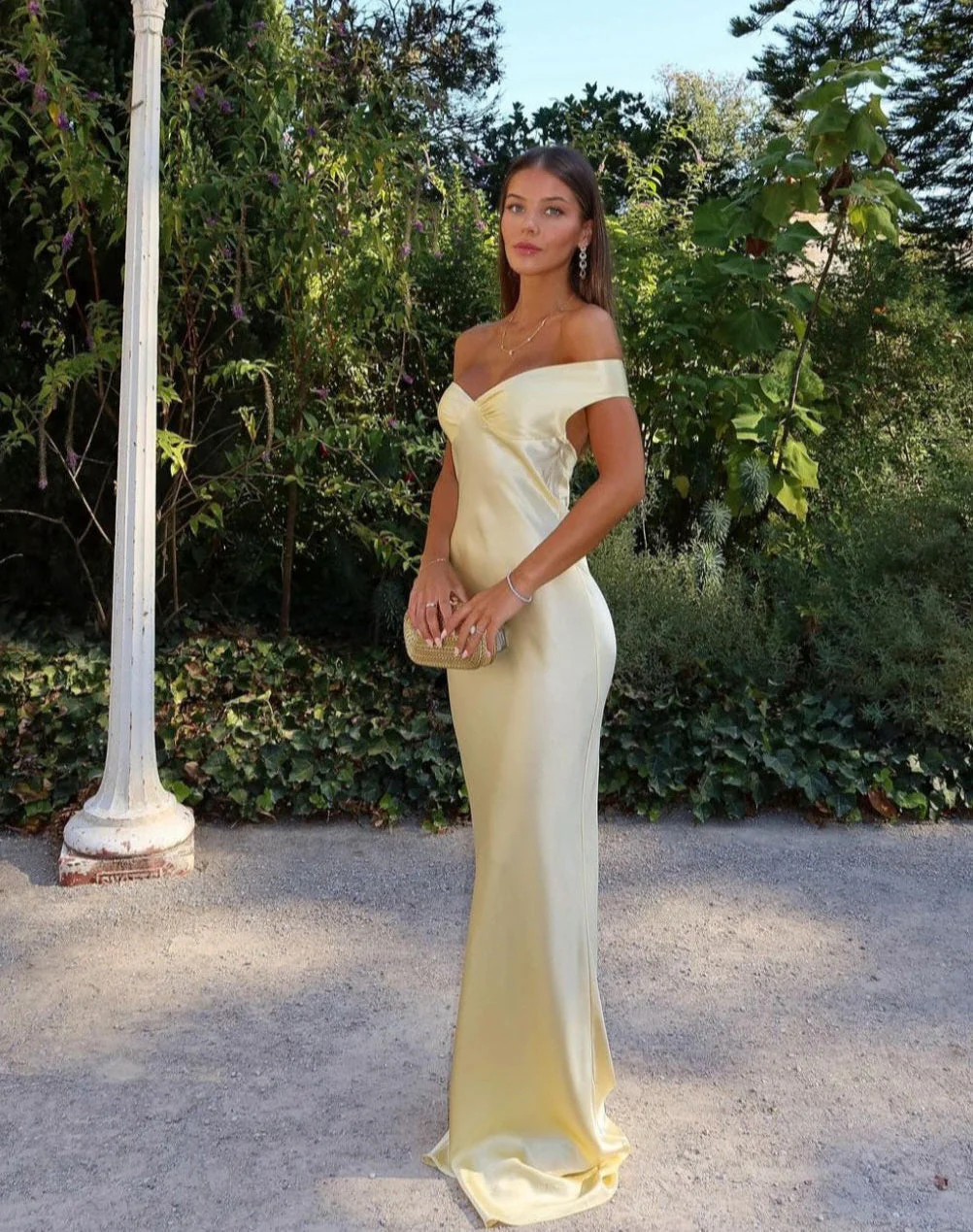 LEA | LANGES RÜCKENFREIES KLEID AUS SATIN - Image 5