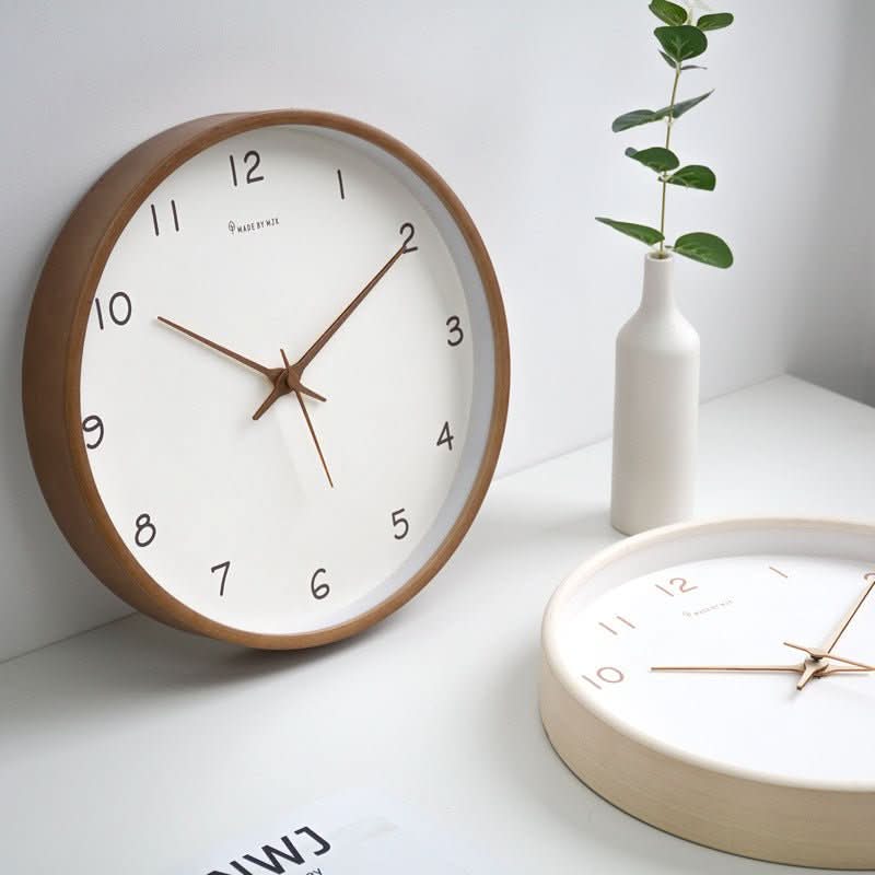 Leise analoge Wanduhr aus Massivholz - Image 2
