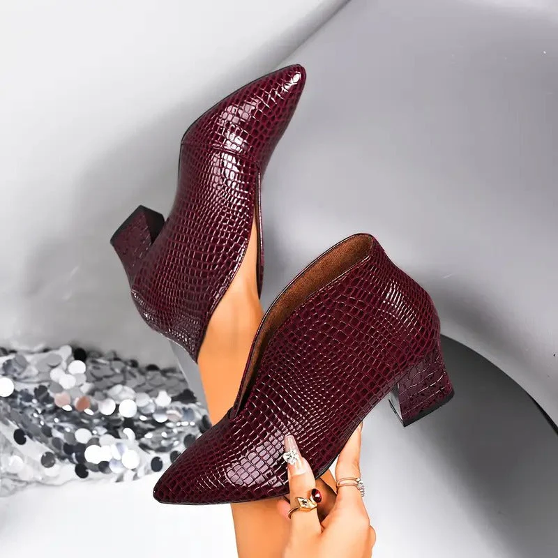 Leonilda – Elegante Stiefeletten Mit V-Ausschnitt - Image 2