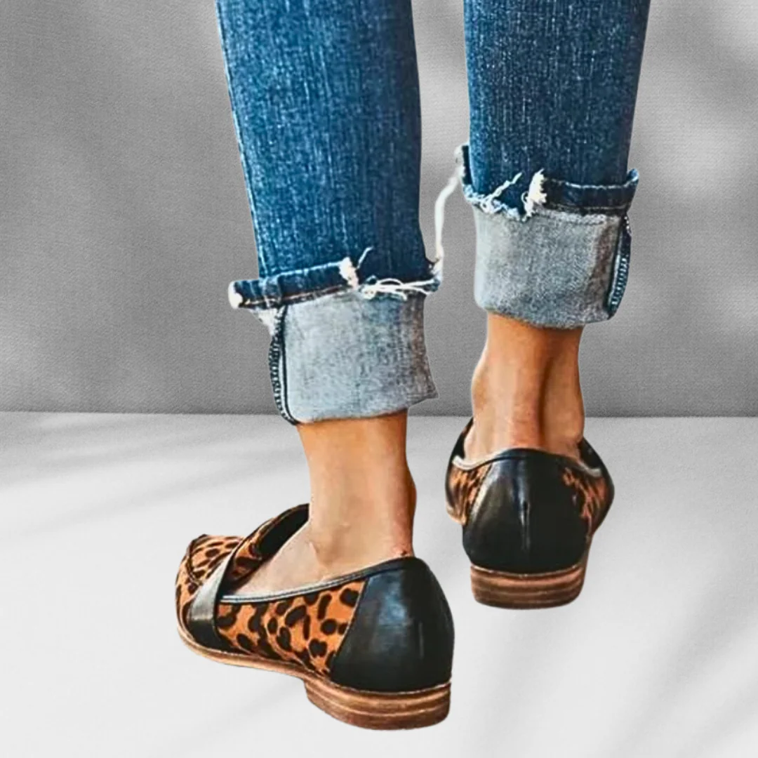 Leslie | Wildleder-Loafer mit spitzer Form - Image 3