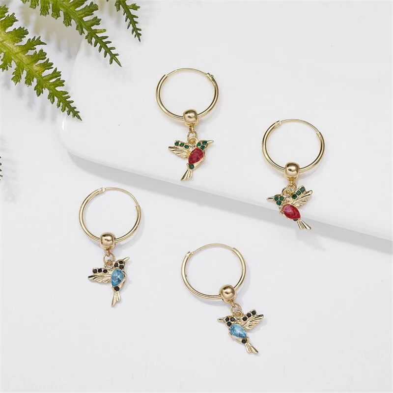 Limitierte Auflage Flying Hummingbird Ohrringe mit Zirkonia-Inlay - Image 2