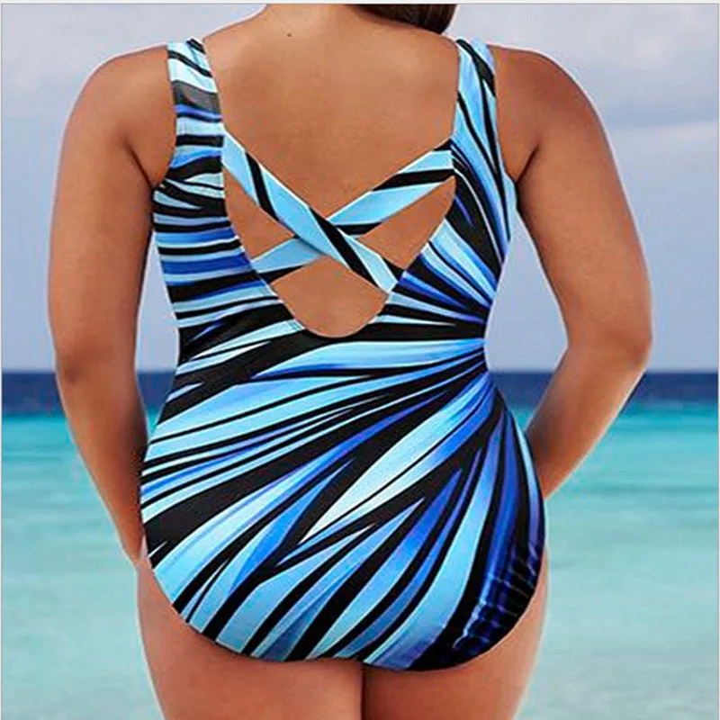 Lina | Dein gestreifter Push-Up-Monokini für einen femininen Sommer-Look - Image 4