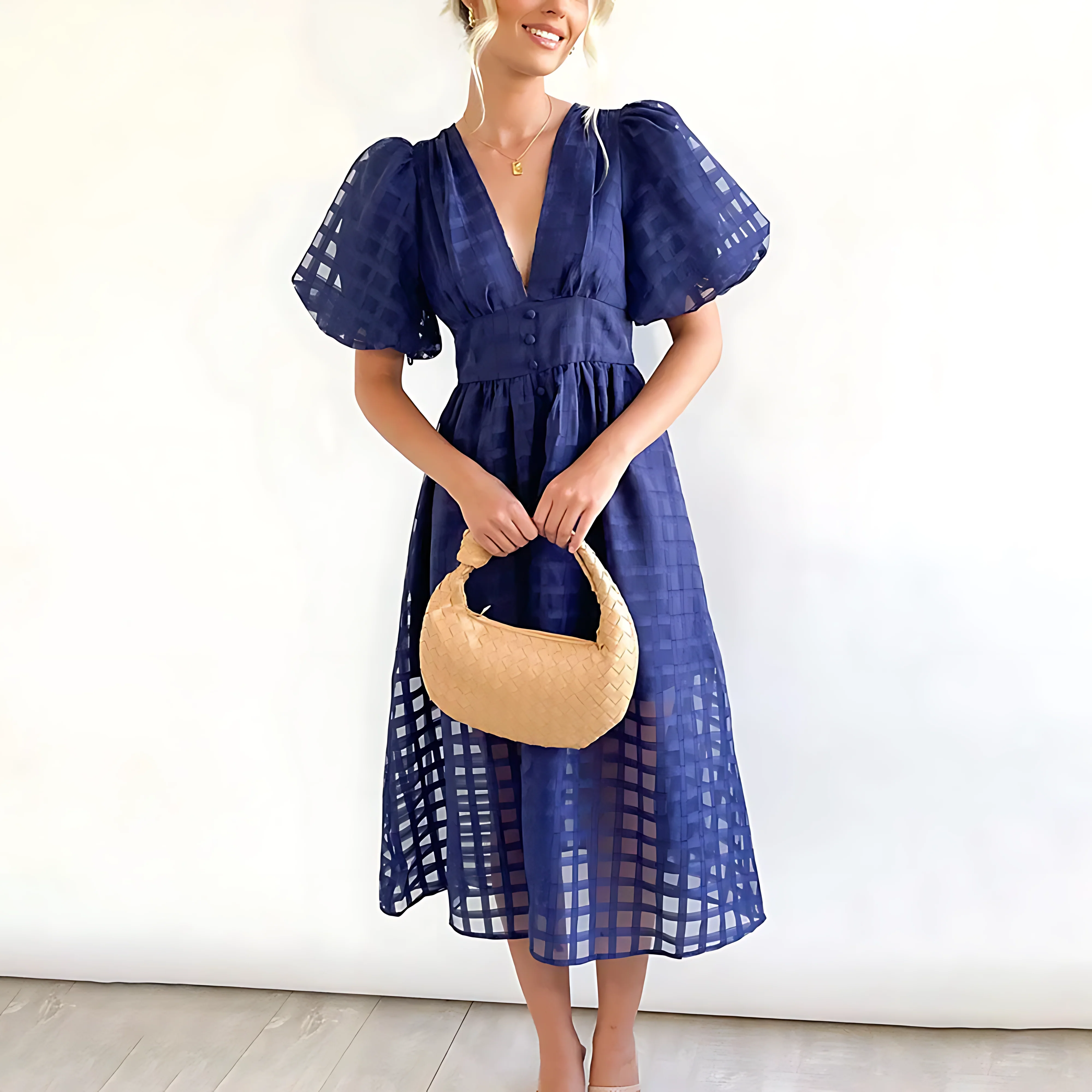 Livia – Anmutiges Sommer-Set mit flatternder Rock und enger Top - Image 4
