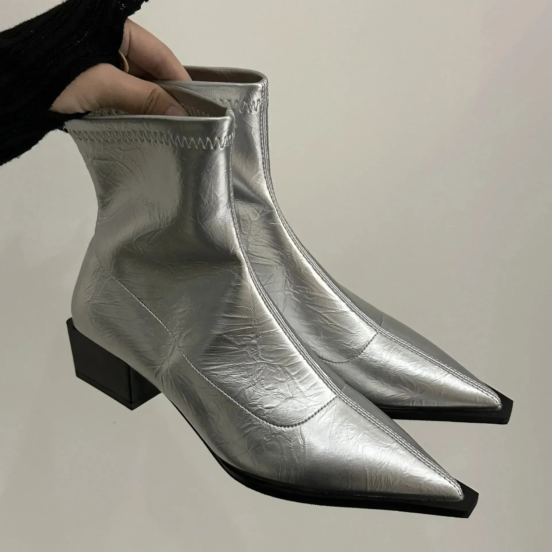 Lucille Spitz Zulaufende Stiefeletten - Image 3