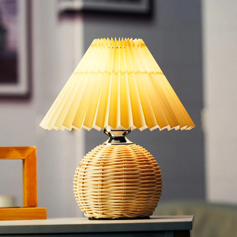 LumaFold Klappbare Rattan-Tischlampe – Warmes Umgebungslicht - Image 2