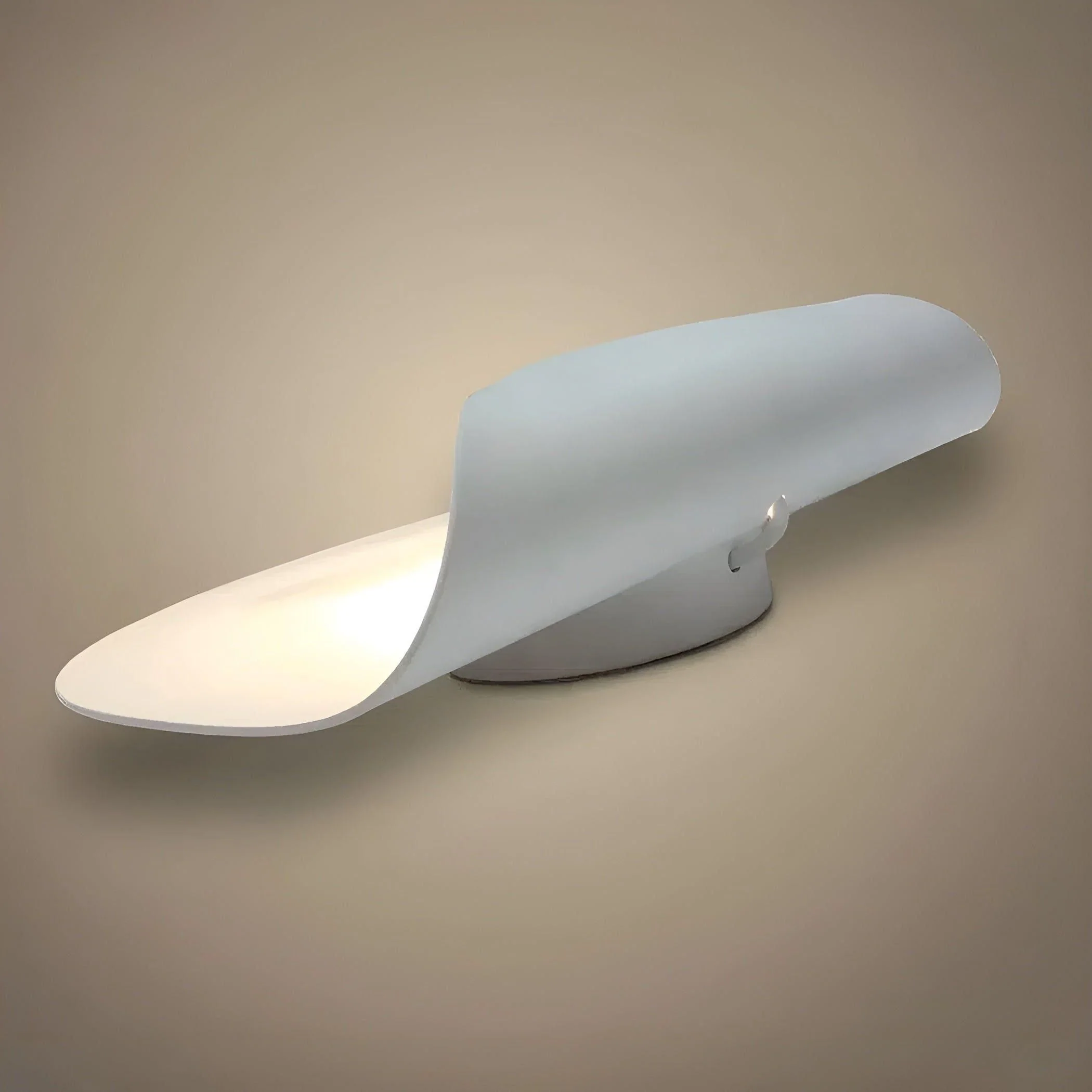 LumaGlow – Minimalistische Wandleuchte mit sanftem, umgebendem Licht - Image 2