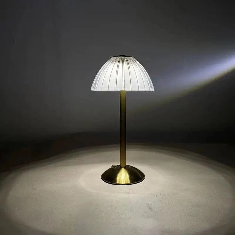 LumiCryst – Kabellose LED-Kristalllampe mit Touch-Bedienung - Image 4