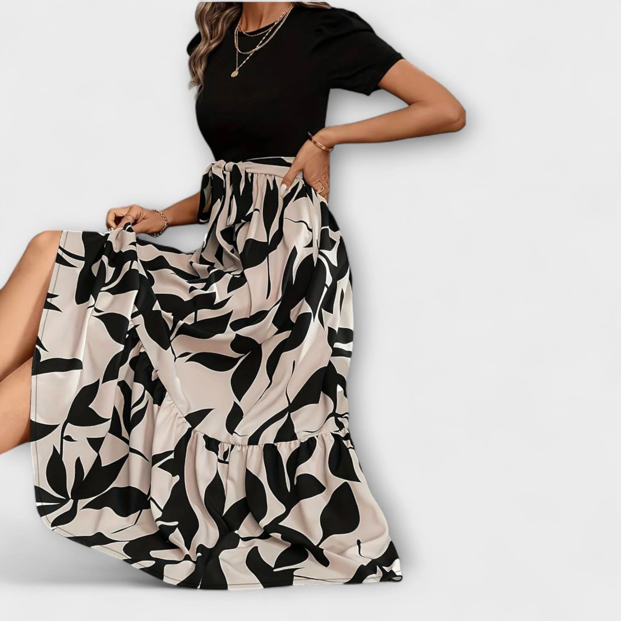 Luna - Floral Printed Summer Dress with Round Neckline - Image 3