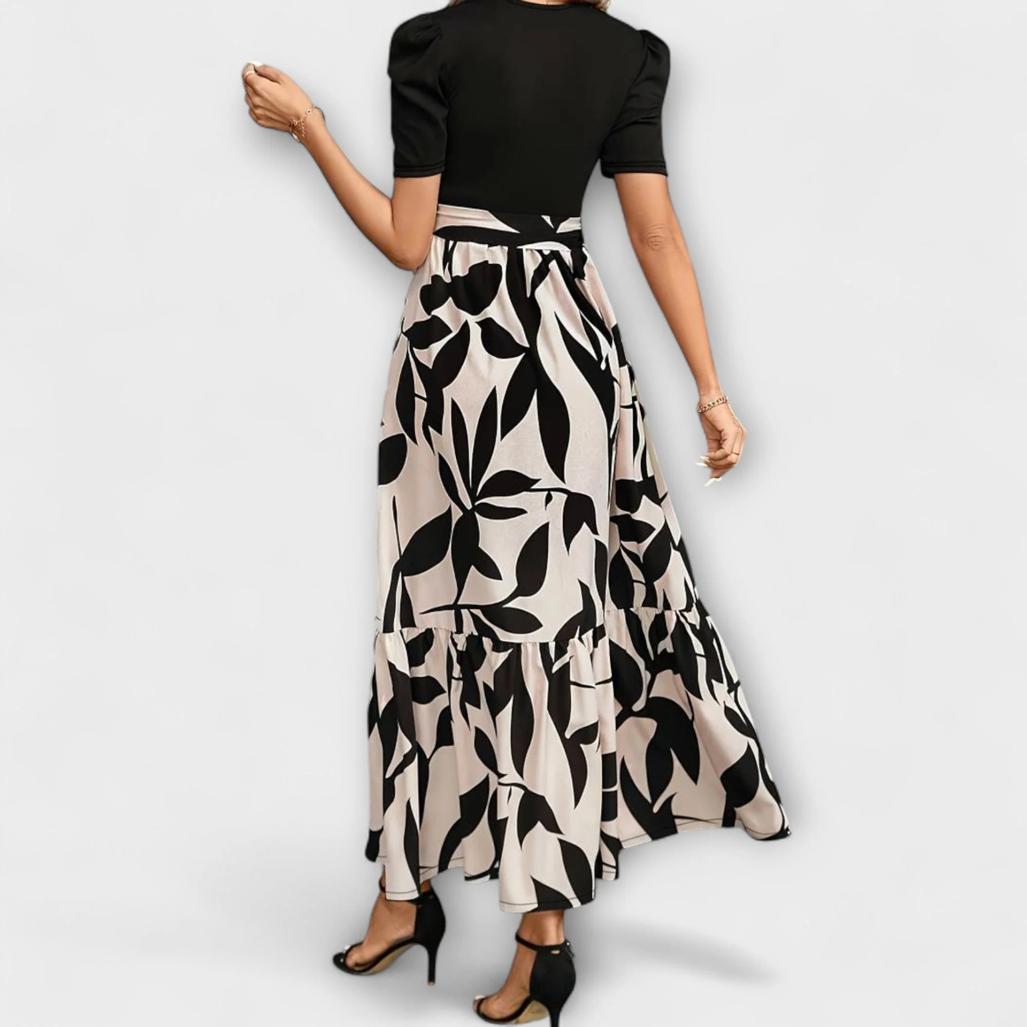 Luna - Floral Printed Summer Dress with Round Neckline - Image 4