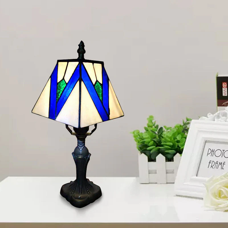 Lustria – Vintage-inspirierte Tiffany-Glas-Schreibtischlampe - Image 3