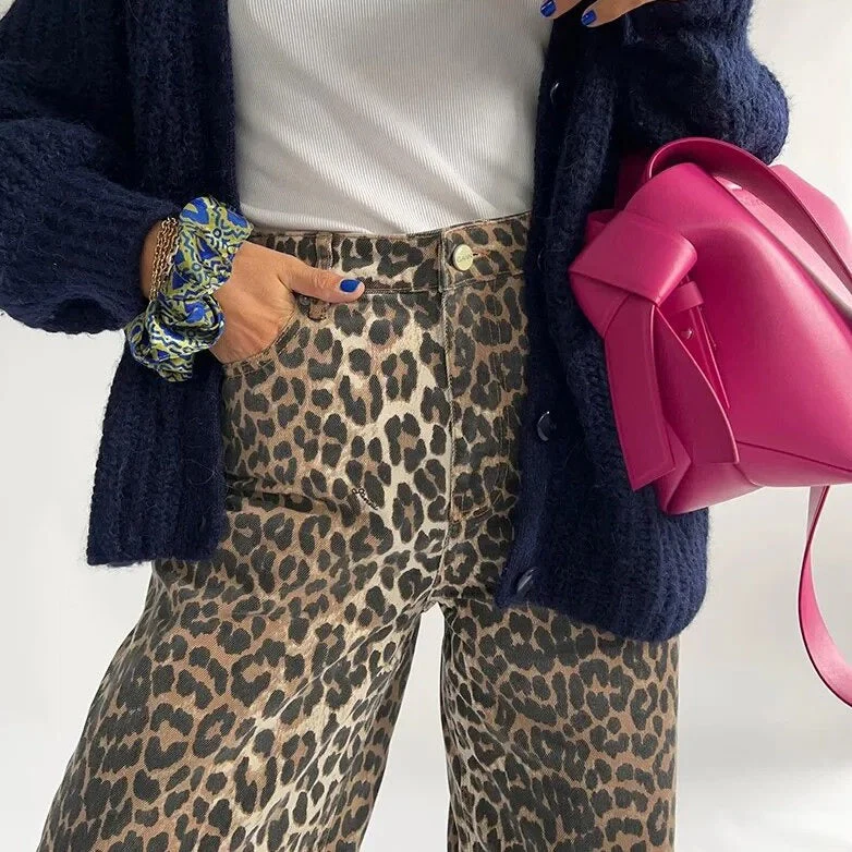 Madeline - Jeans mit Leopardenmuster