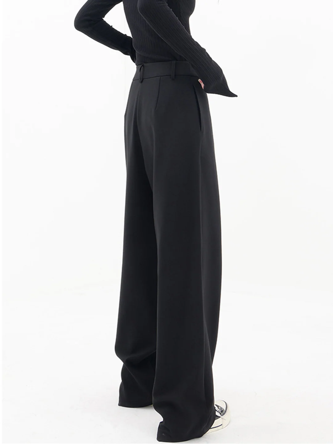 Magdalena | Asymmetrische Baggy-Hose - Image 5