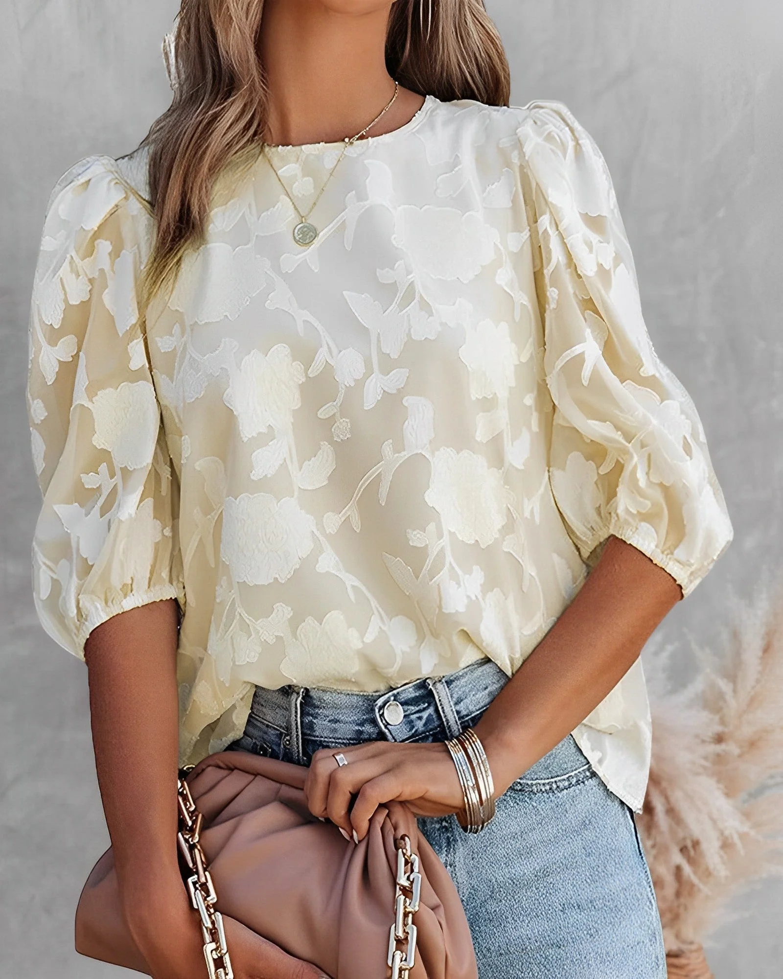 Manuela | Elegante Chiffonbluse mit PuffÀrmeln - Image 7