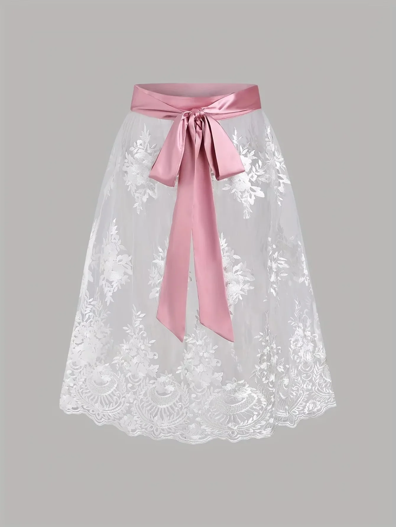 Marie | Festliches traditionelles Dirndlkleid - Image 4