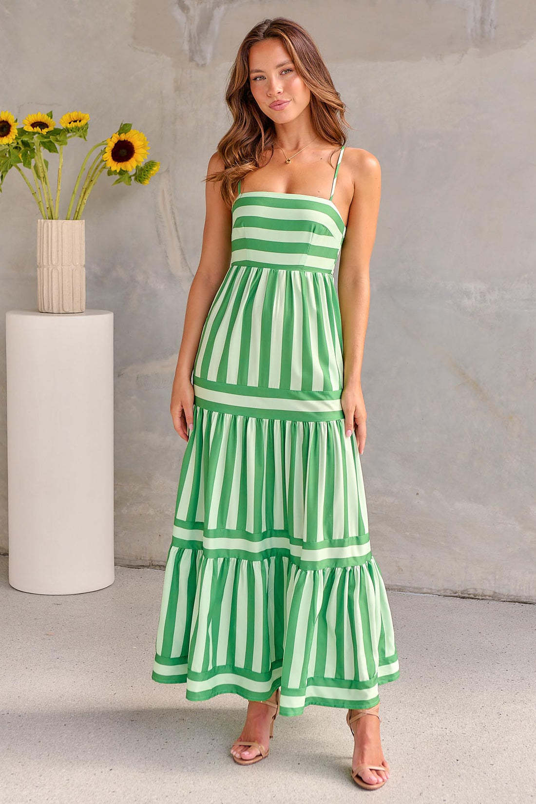 Marisol | Gestreiftes Maxikleid mit Trägern und Taschen - Image 4