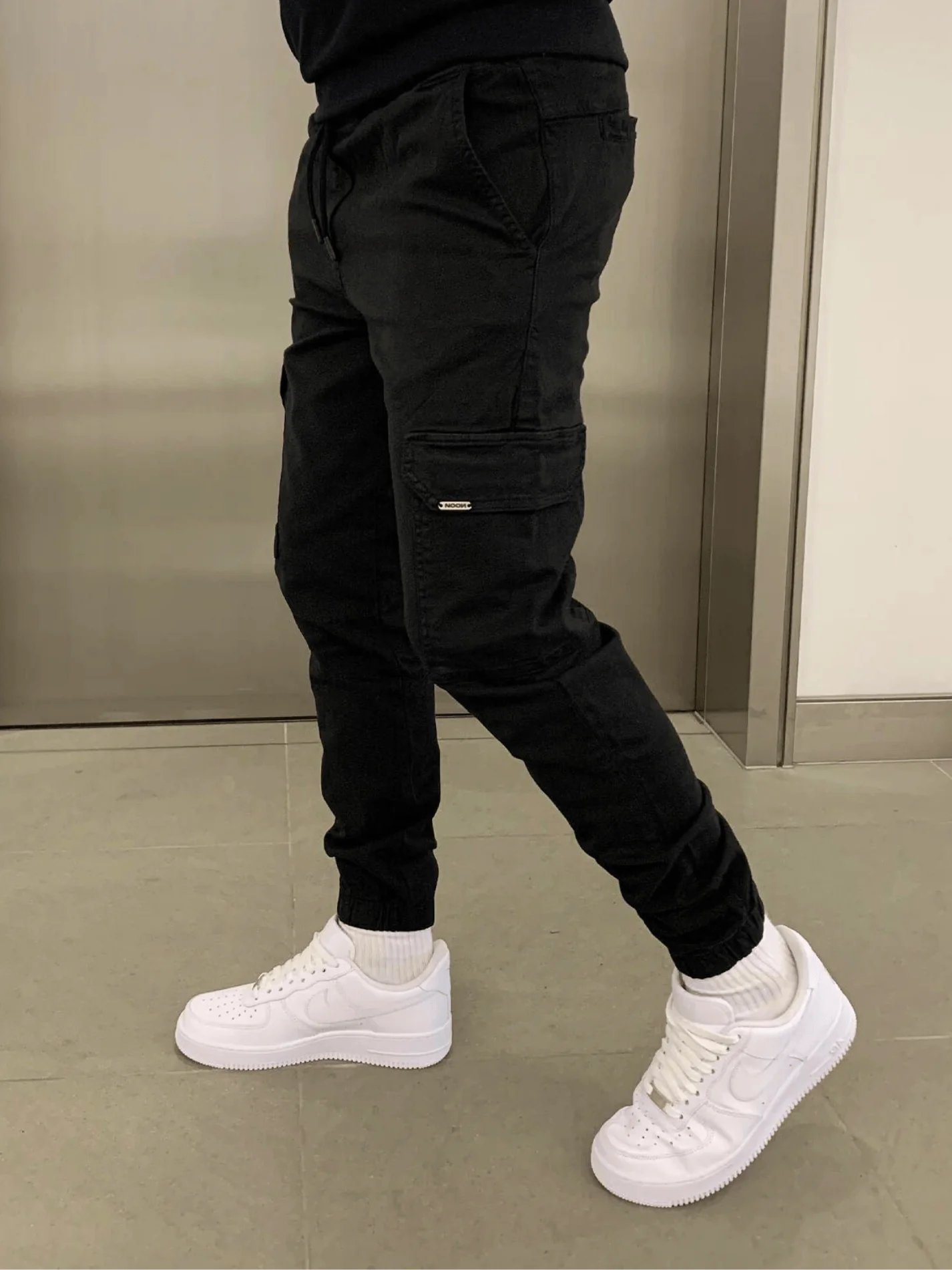 Max | Cargo Hose - Image 2